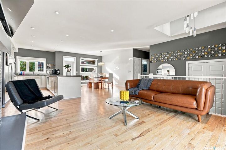Property Photo:  243 Teal Terrace  SK S7T 0P9 