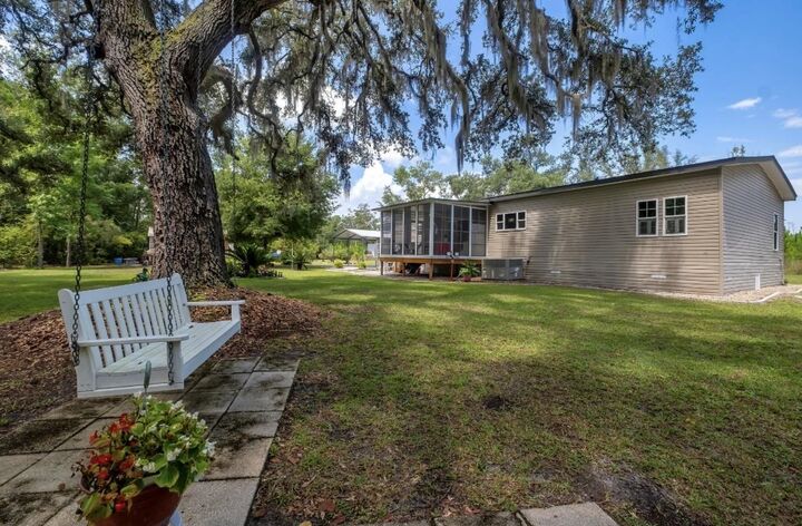 Property Photo:  8690 S US Highway 19  FL 32348 