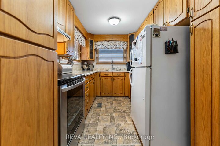 Property Photo:  146 Centre Road  ON K0L 2K0 