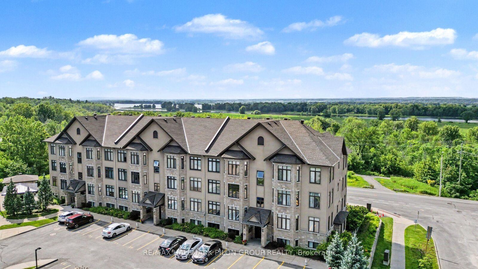 Property Photo:  10 Prestige Circle 7  ON K4A 0W9 