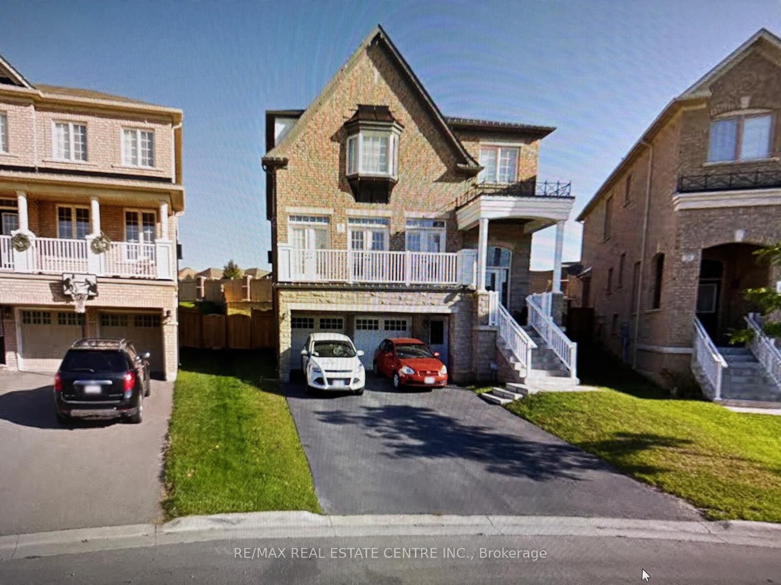 Property Photo:  21 Fahey Drive Bsmt  ON L6Y 0N8 