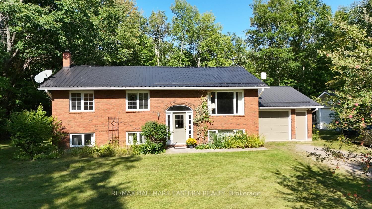 Property Photo:  965 Crowe River Road  ON K0K 2M0 