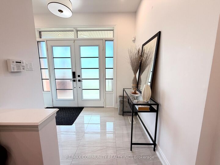 Property Photo:  2557 Bandsman Crescent  ON L1L 0M2 