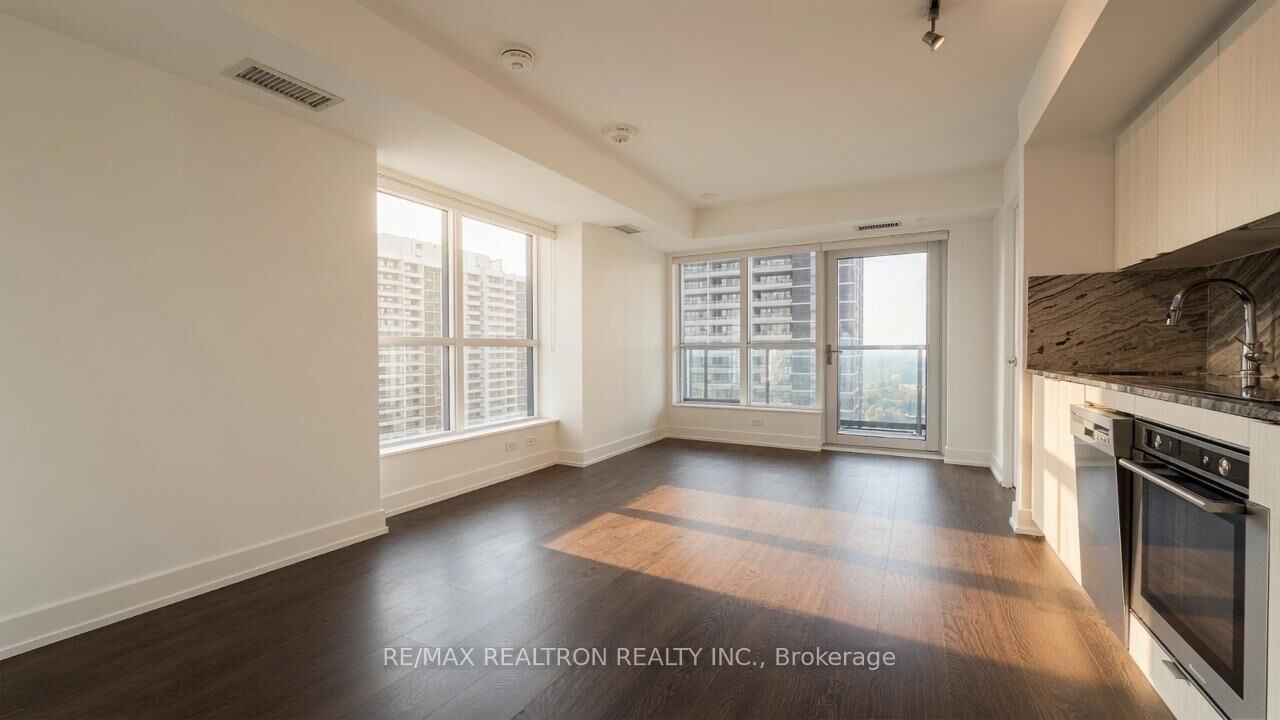 Property Photo:  5 Mabelle Avenue 2533  ON M9A 0C8 
