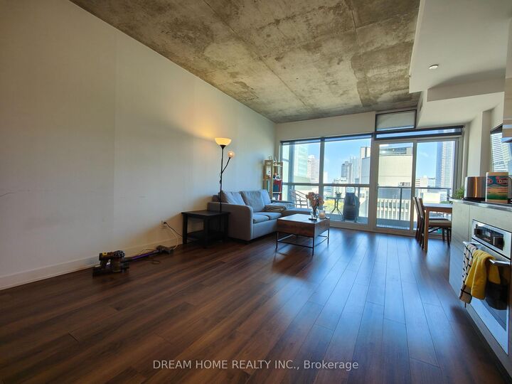 Photo de la propriété:  210 Simcoe Street 1109  ON M5T 0A9 
