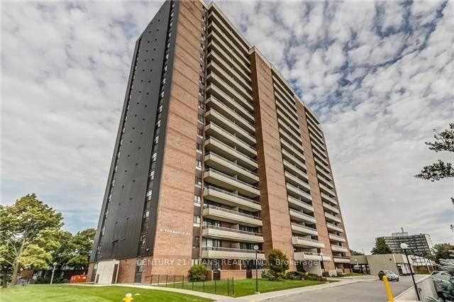 Property Photo:  15 Torrance Road 606  ON M1J 3K2 