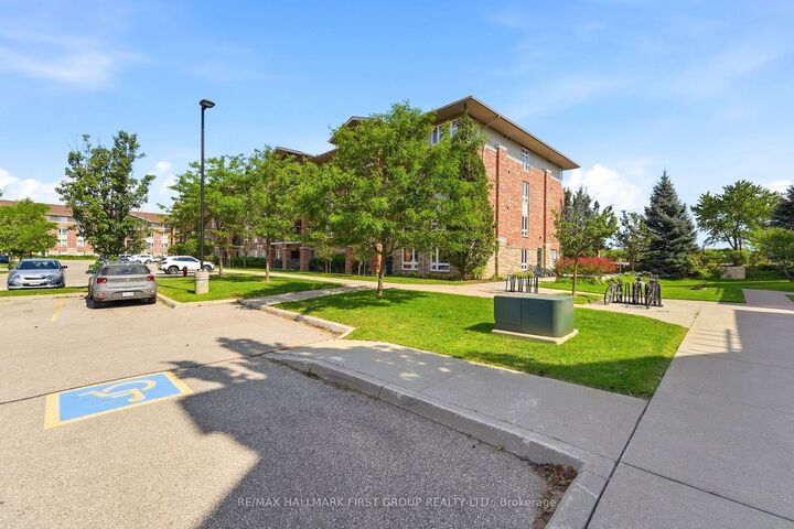 Photo de la propriété:  19 Waterford Drive 403  ON N1L 0J1 