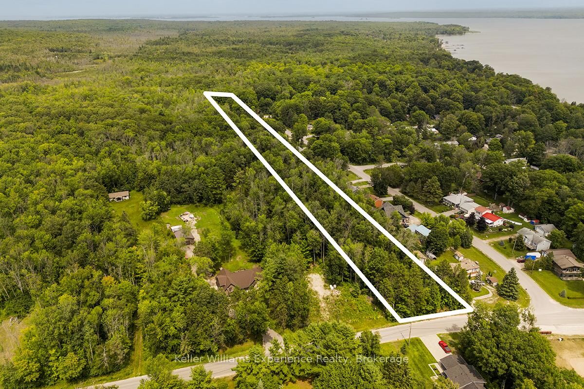 Property Photo:  264 Peek-A-Boo Trail  ON L9M 0B3 
