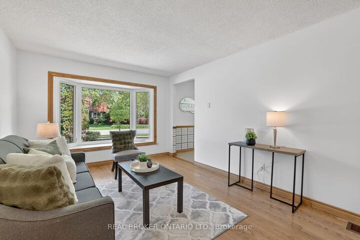 Property Photo:  128 Olive Street  ON L9N 1M2 