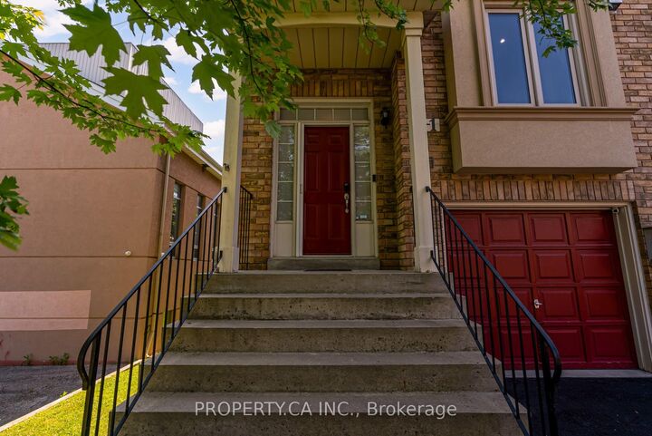 Property Photo:  8 Skeens Lane 1  ON M8W 4Z5 