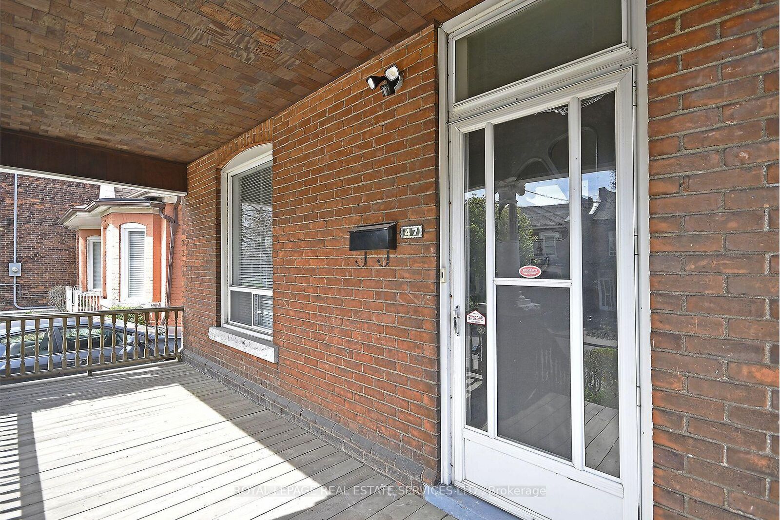 Property Photo:  47 Emerald Street N  ON L8L 5K2 