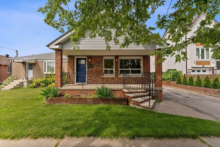 Property Photo:  76 Foch Avenue  ON M8W 3X4 