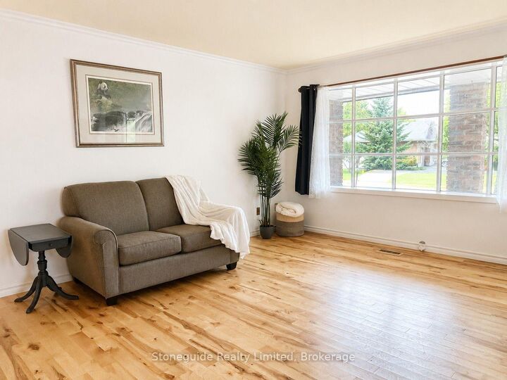 Property Photo:  1139 Danita Boulevard  ON K9J 7J9 