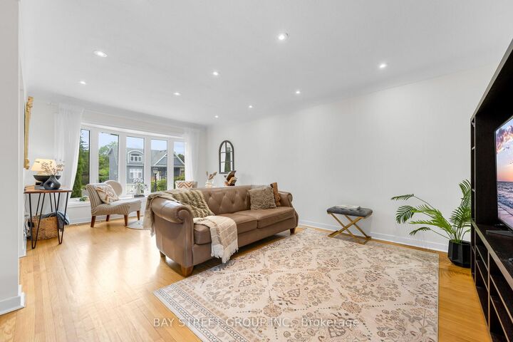 Property Photo:  8 Glenbarr Road  ON L2T 1Y1 
