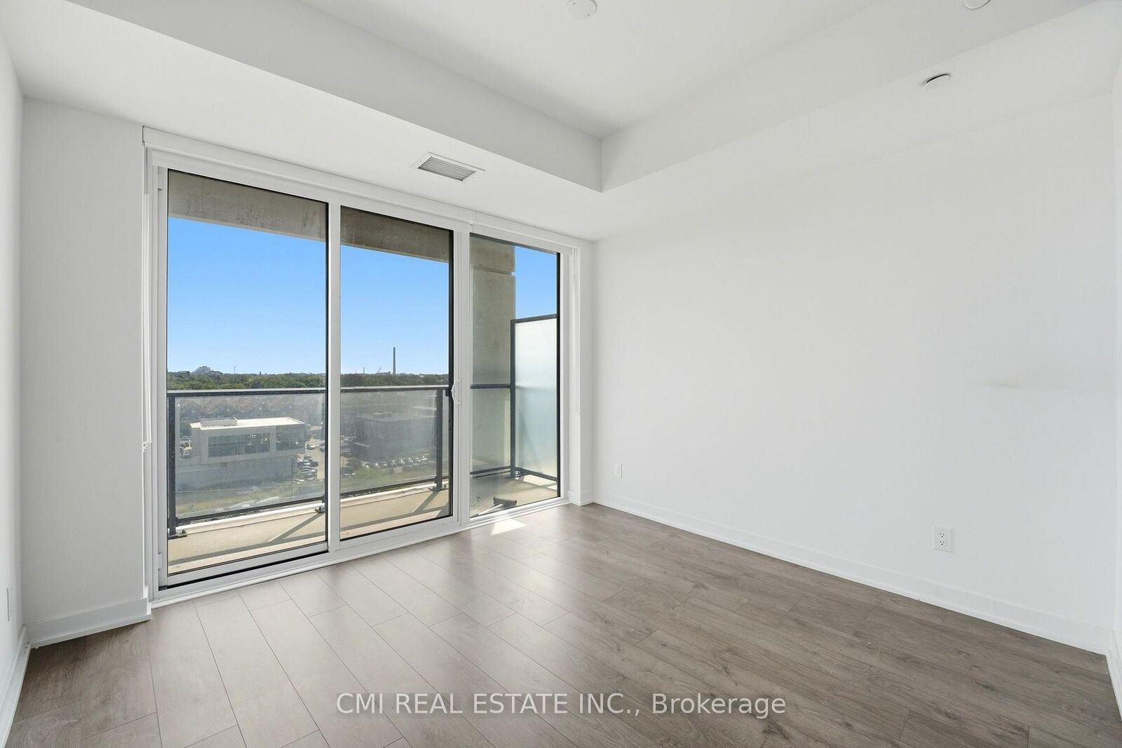 Property Photo: 5 Defries Street 801 ON M5A 0W7