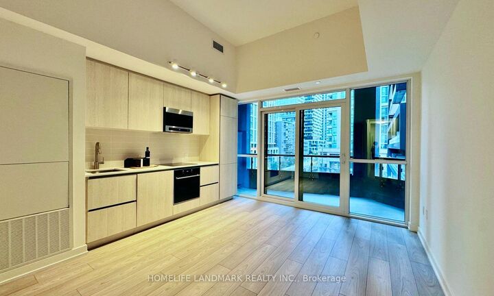 Property Photo:  110 Broadway Avenue 404 S  ON M4P 1V7 