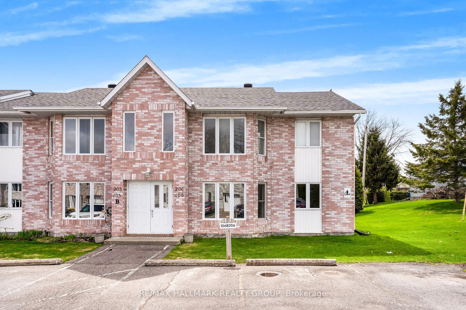 Property Photo:  185 Du Comte Road 106B  ON K0B 1L0 