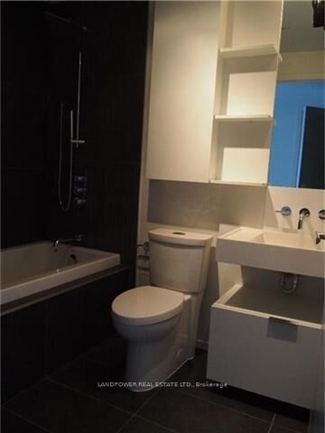 Property Photo:  5 St Joseph Street 224  ON M4Y 0B6 