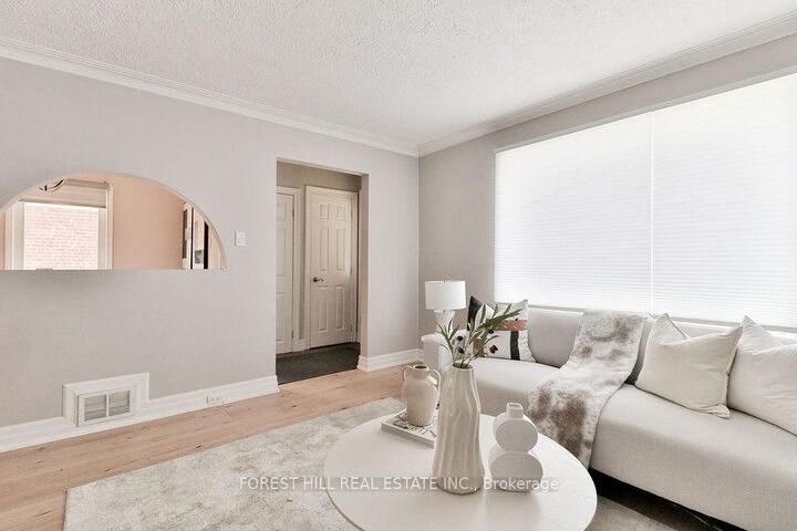 Property Photo:  19 Silvercrest Avenue  ON M8W 2S3 