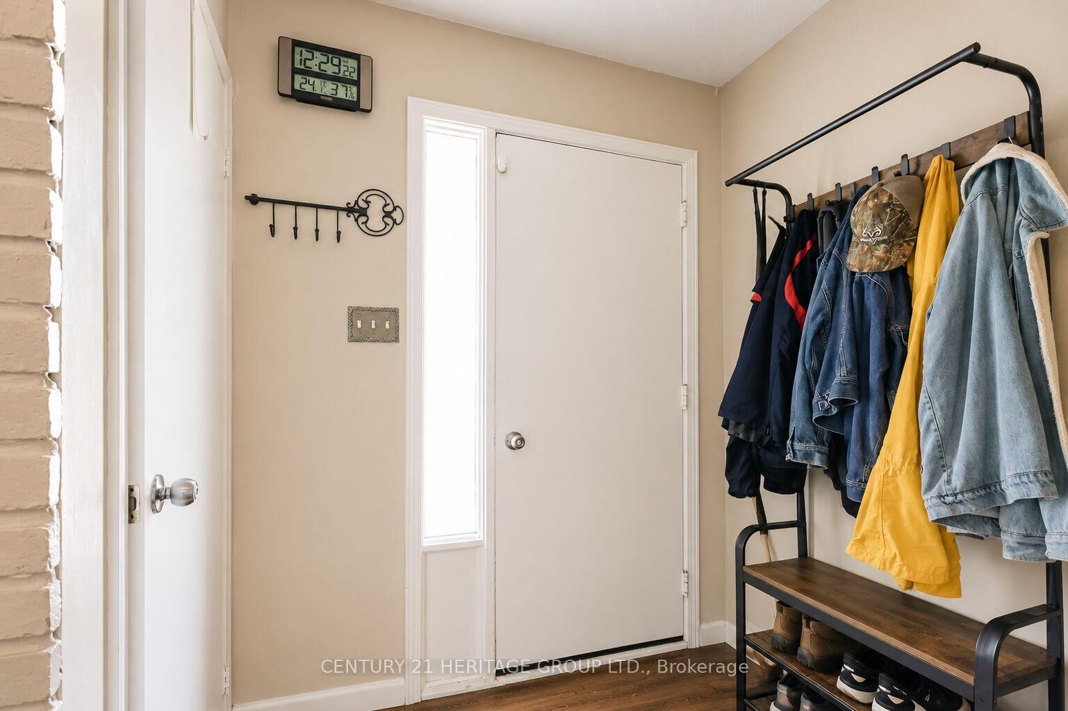 Property Photo: 85 Chaucer Crescent ON L4N 4T8