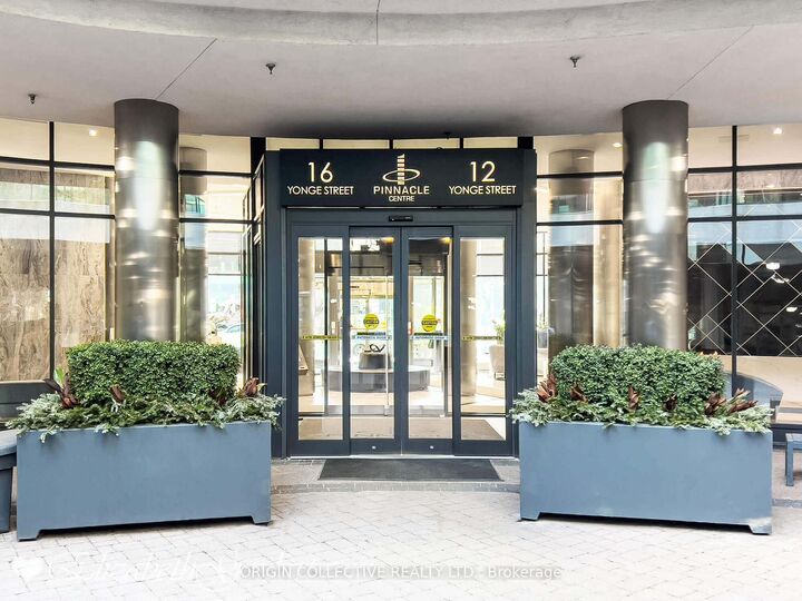 Property Photo:  12 Yonge Street 602  ON M5E 1Z9 