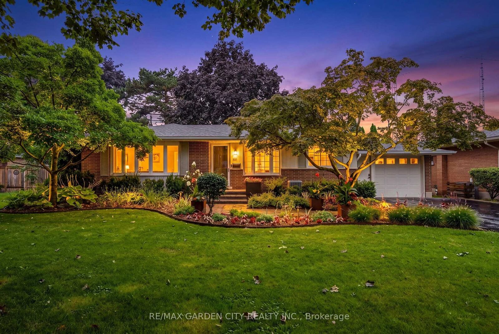 Property Photo:  13 Preston Drive  ON L2M 1X4 
