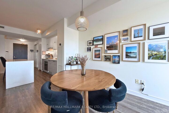 Property Photo:  106 Dovercourt Road 614  ON M6J 3C3 