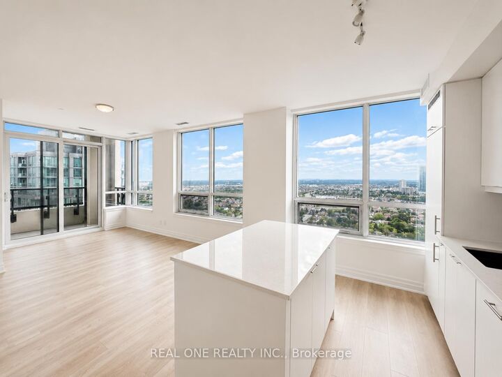Property Photo:  36 Elm Drive W 3008  ON L5B 0N3 