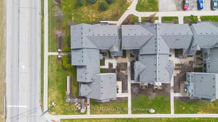Property Photo:  101 Frederick Drive 2  ON N1L 0K7 