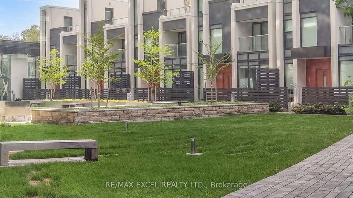 Property Photo:  115 McMahon Drive 3510  ON M2K 0E3 