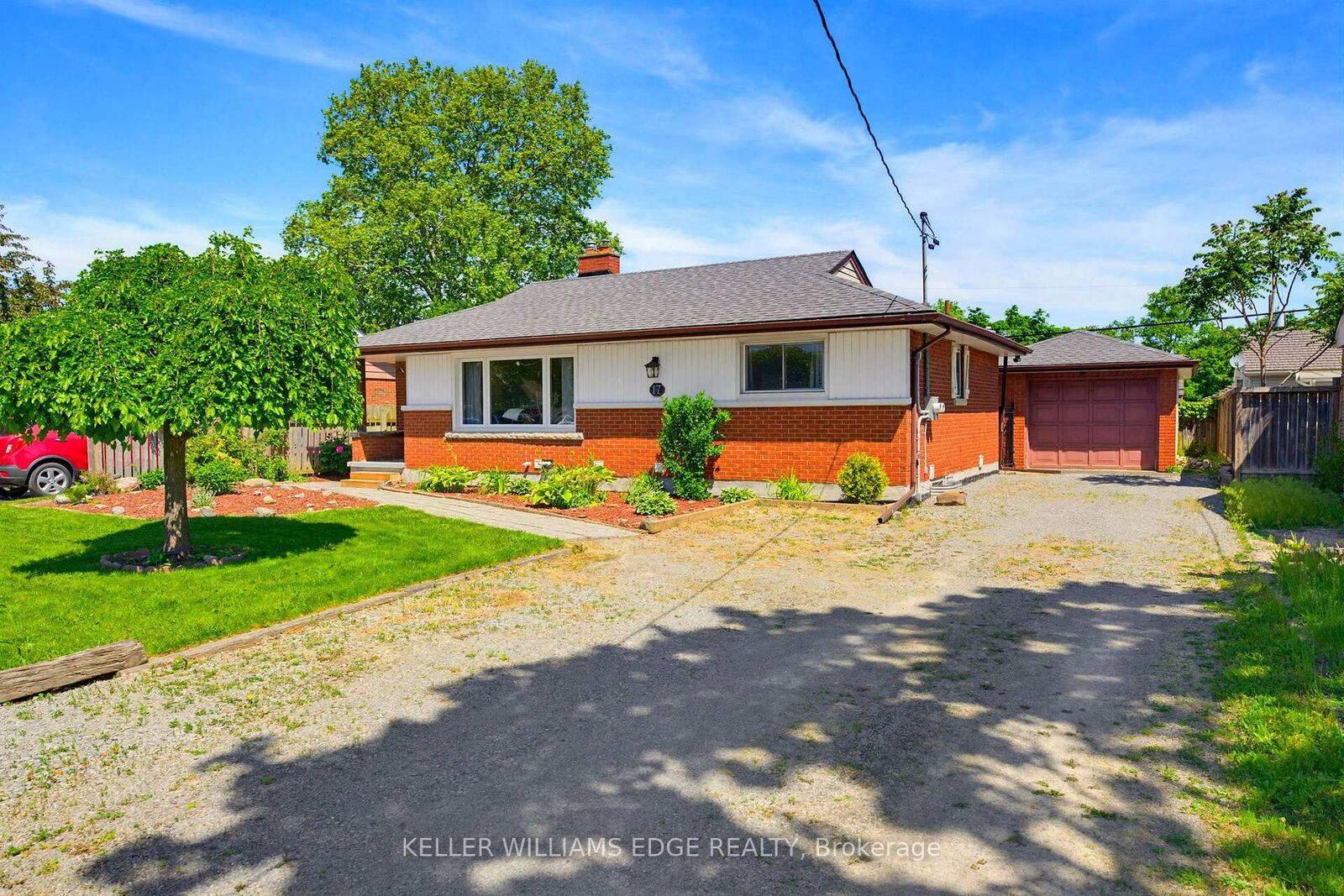 Property Photo:  17 Broadmore Avenue  ON L2M 6A4 