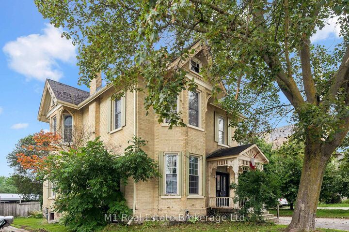 Property Photo:  125 Elora Street S  ON N0G 1Z0 