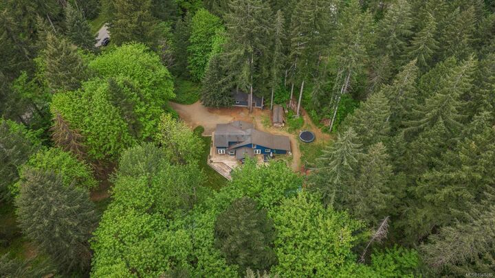 Property Photo:  9525 Doyle Rd  BC V9J 1E7 
