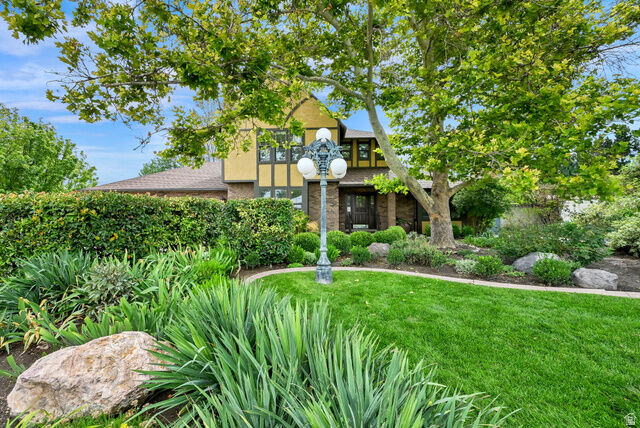 Property Photo: 9241 S Lisa Ave UT 84088