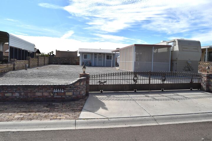 Property Photo: 12687 E 47 Dr AZ 85367