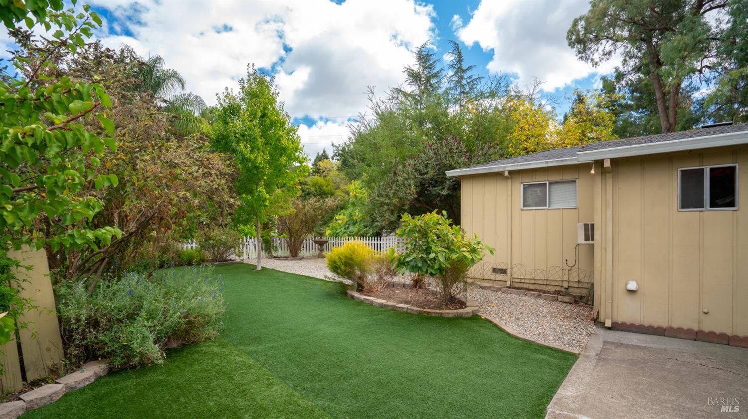 Property Photo:  498 Duncan Street  CA 95401 
