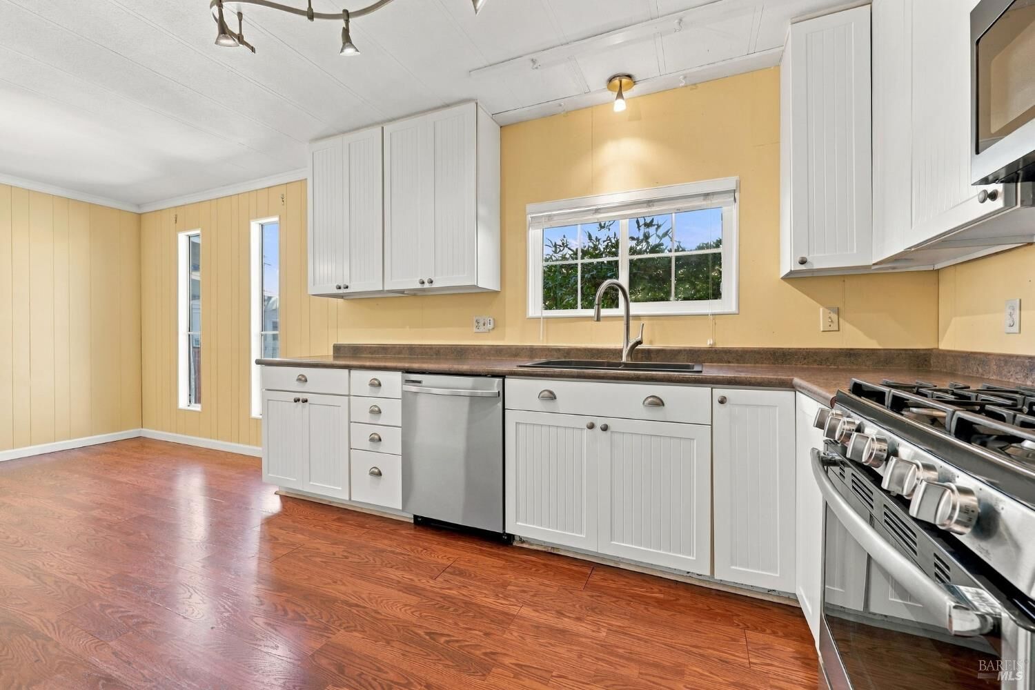 Property Photo: 1037 Maple Drive CA 95492