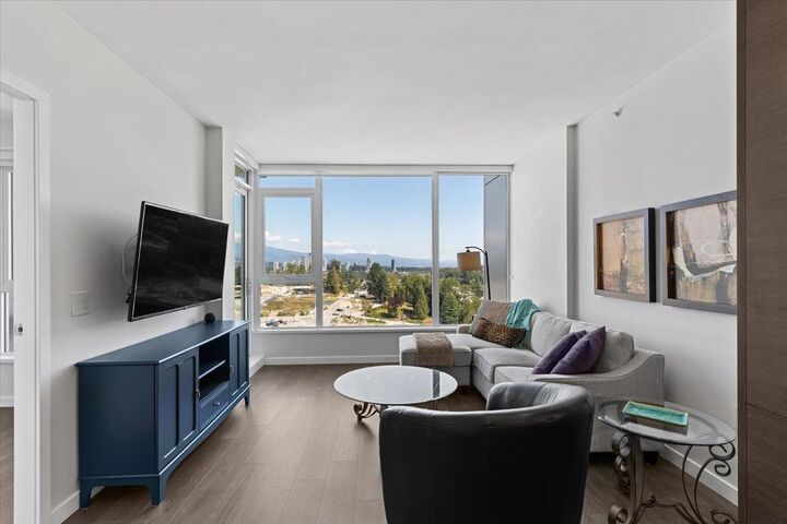 Photo de la propriété: 305 Morrissey Road 2203 BC V3H 0M3
