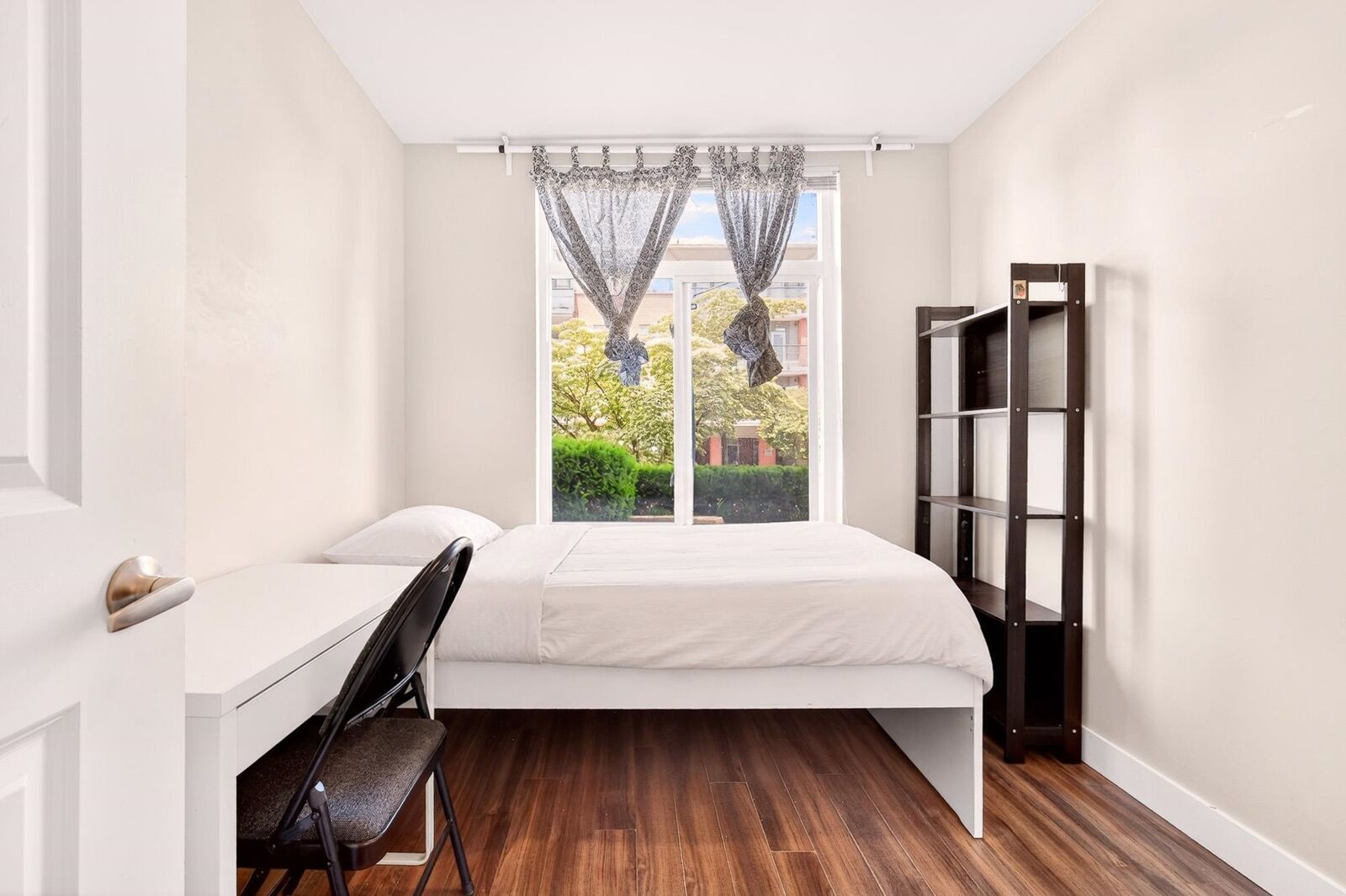 Property Photo:  5692 Kings Road Third Bedroom  BC V6T 1K8 