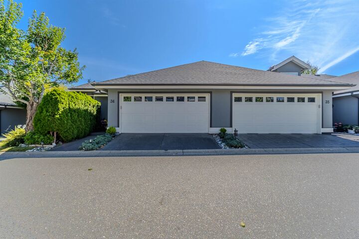 Property Photo:  2068 Winfield Drive 36  BC V3G 1M4 