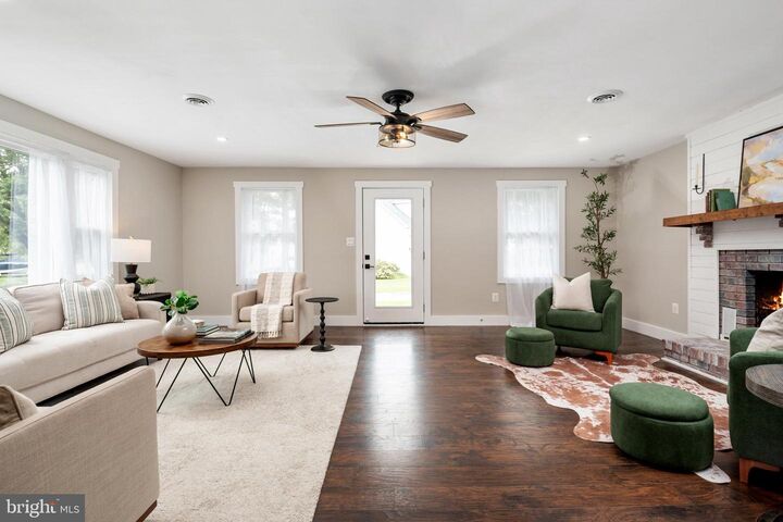 Property Photo:  1221 Bast Lane  MD 20764 