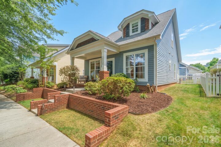 Property Photo: 14525 Holly Springs Drive NC 28078