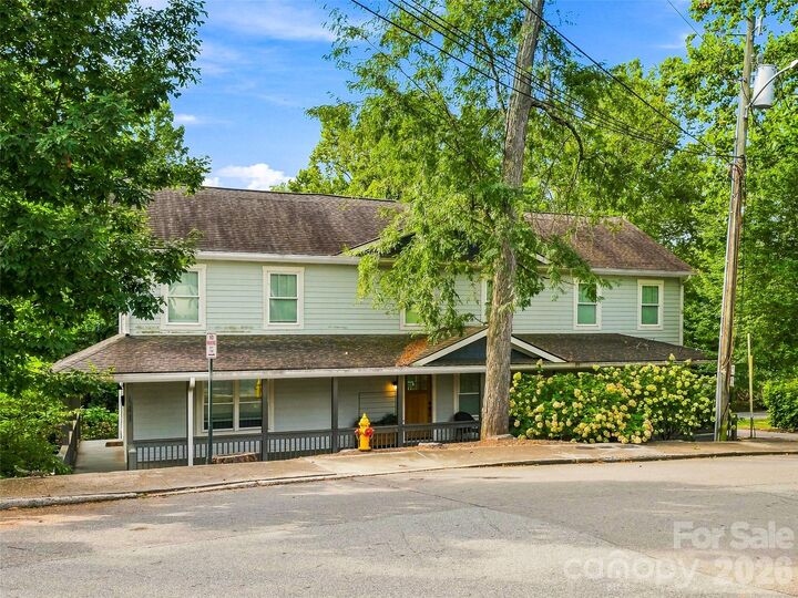 Property Photo:  141 Courtland Avenue 2  NC 28801 