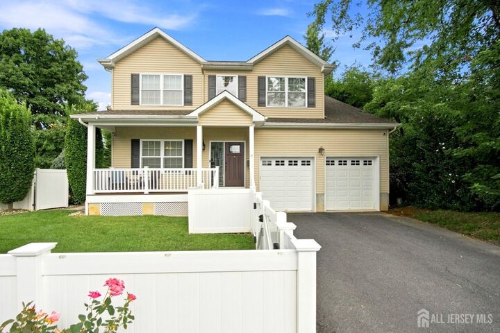 Property Photo:  18 Kendall Road  NJ 08816 