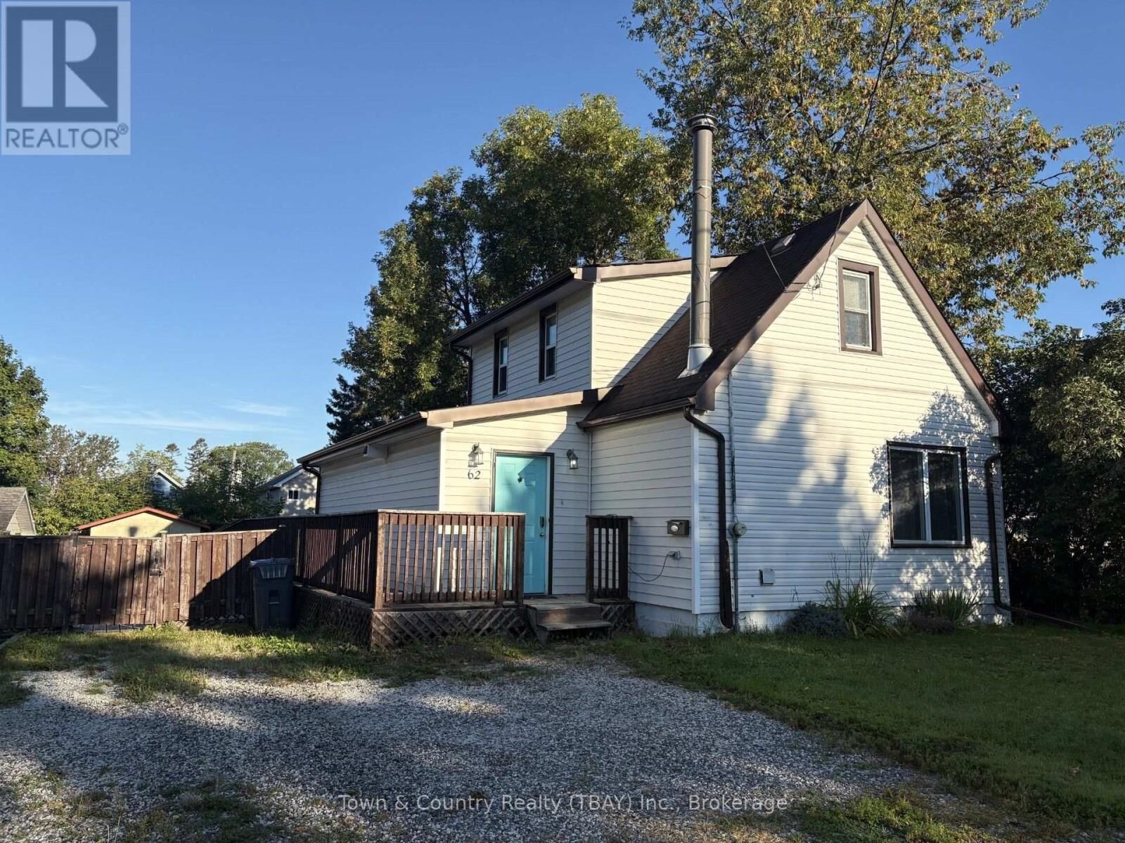 Property Photo:  62 Rockwood Avenue North  ON P7A 6A2 
