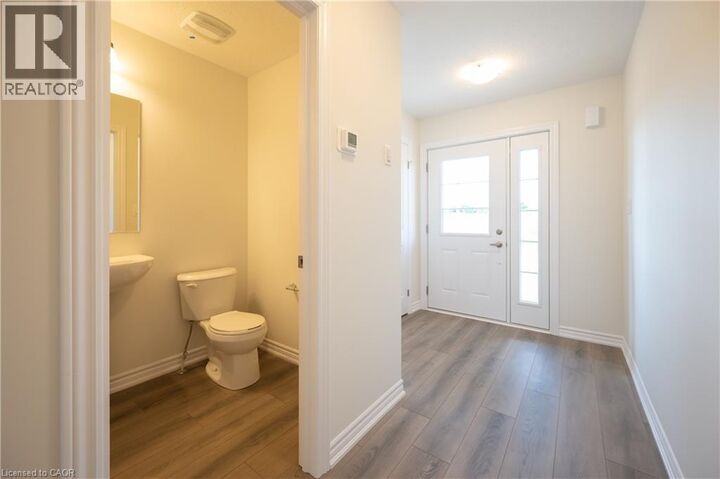 Property Photo:  257 Benninger Drive Upper  ON N2E 0K1 