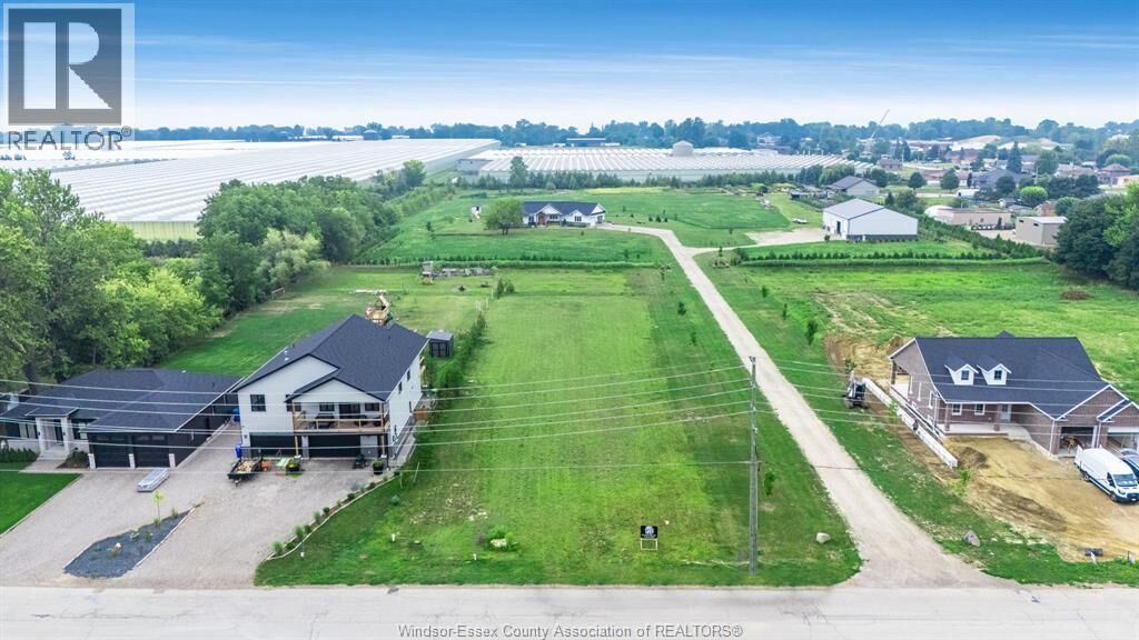 Property Photo:  1647 Road 2 East  ON N0P 2G0 