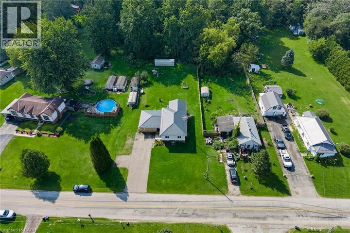 Photo de la propriété:  914 Windham Road 11 Road  ON N4B 2W5 