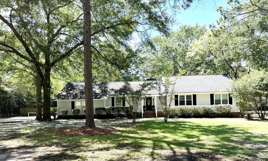 Property Photo:  1302 Pecan  GA 31015 