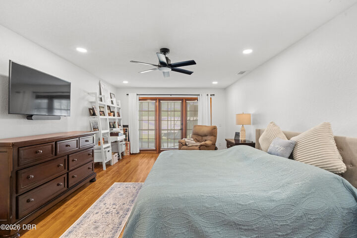 Property Photo:  4 Saint Johns Place  FL 32176 